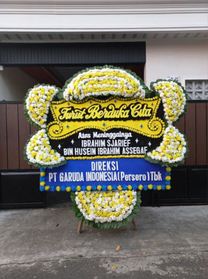 Papan Bunga Duka di Tarok Dipo